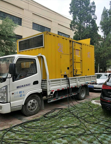 望奎发电车出租-柴油发电机组排烟系统设计要求及其考虑因素