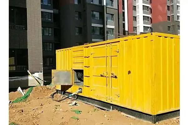 望奎发电机租赁中燃油压力过低会对发动机的哪些部件造成损坏？